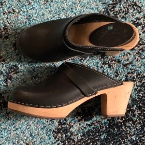 MIA Clogs black leather high heel mule